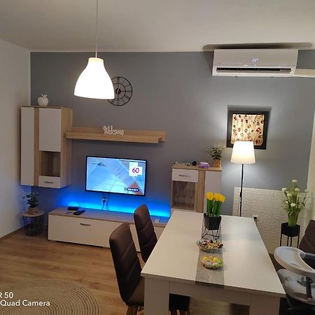 Apartment Dora ซาดาร์ ภายนอก รูปภาพ